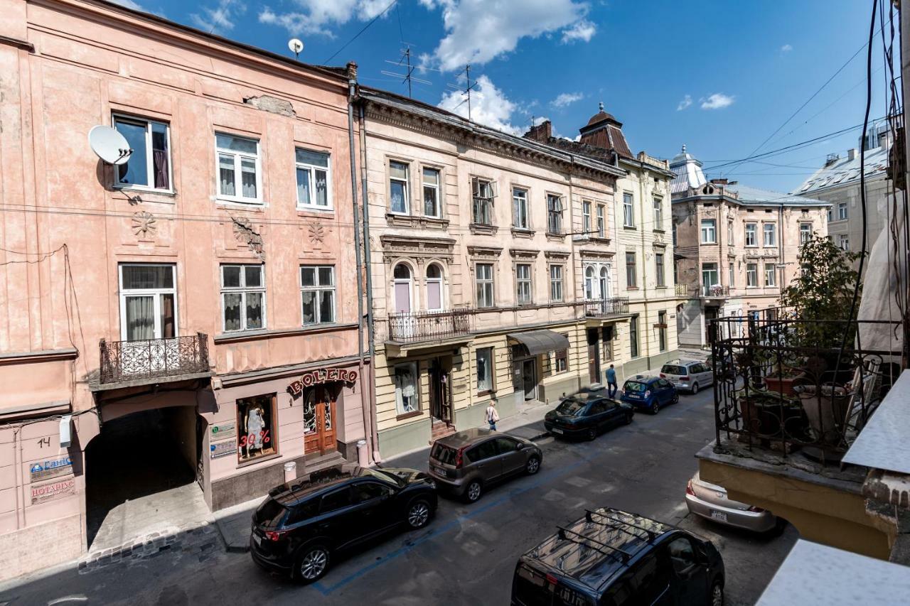 Modern Apartment Lviv Extérieur photo